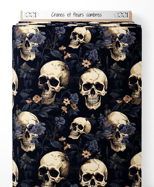 Tissu - Crânes et fleurs sombres
