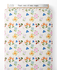 Tissu - Fleurs vives et baies rouges