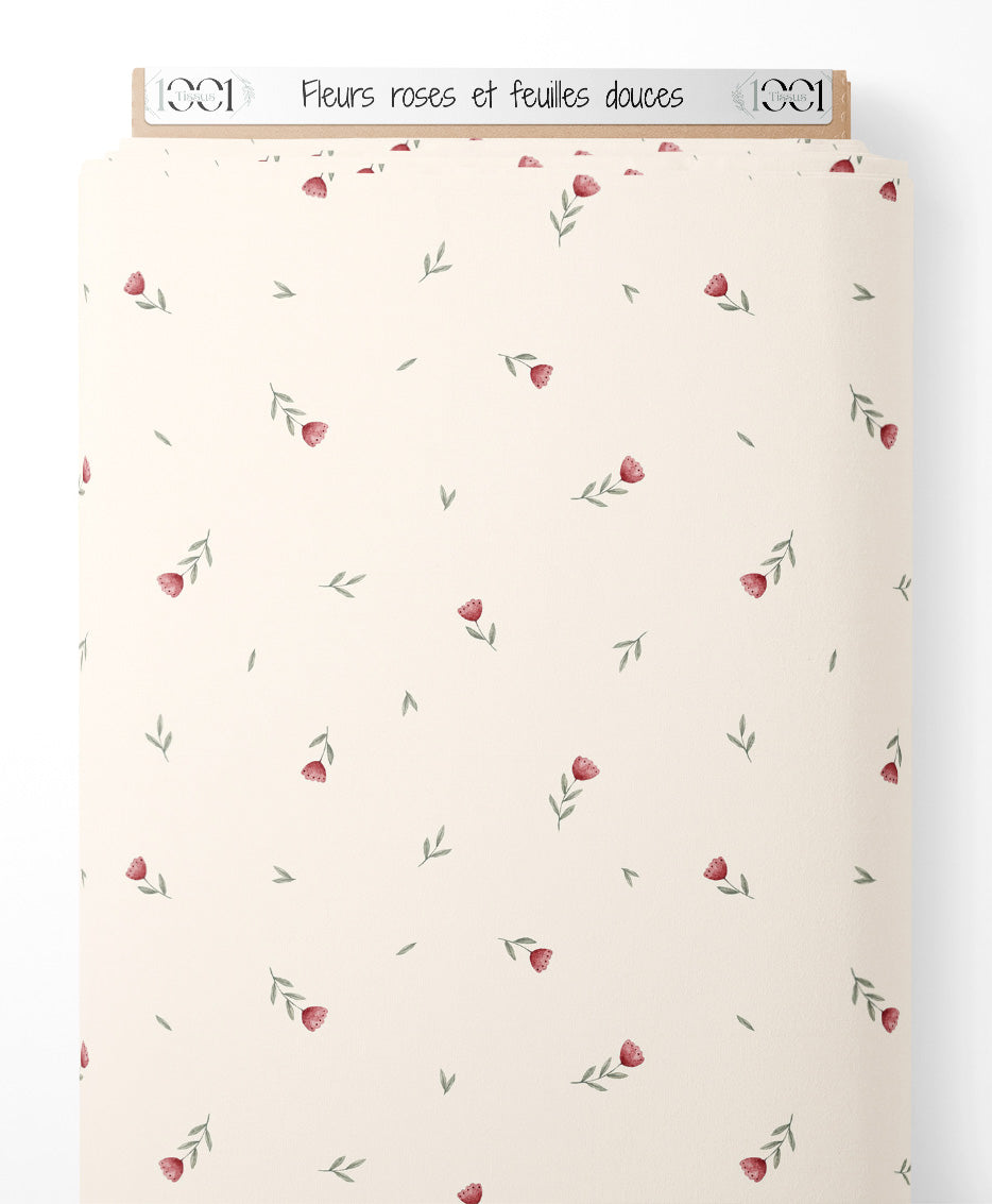 Tissu - Fleurs roses et feuilles douces