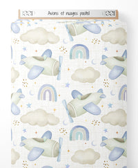 Tissu - Avions et nuages pastel