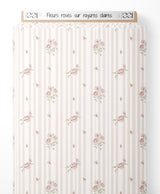 Tissu - Fleurs roses sur rayures claires