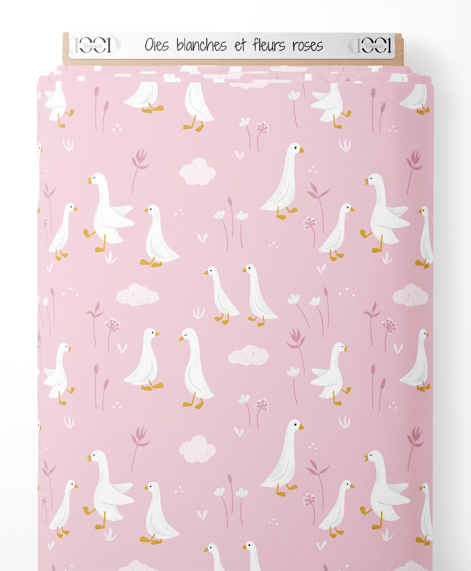 Tissu - Oies blanches et fleurs roses