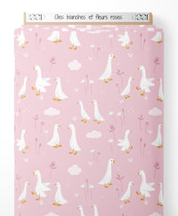 Tissu - Oies blanches et fleurs roses