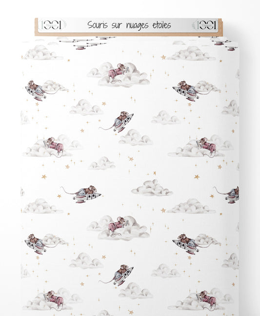 Tissu - Souris sur nuages étoilés