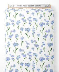 Tissu - Fleurs bleues aquarelle délicates