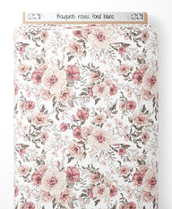 Tissu - Bouquets roses sur fond blanc