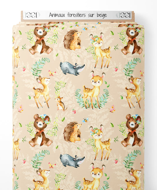 Tissu - Animaux forestiers sur beige