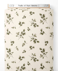 Tissu - Feuilles et fleurs blanches 2