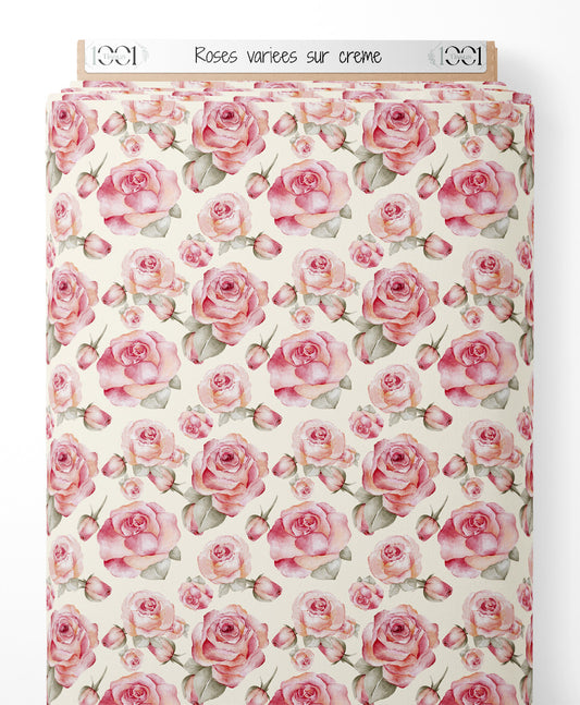 Tissu - Roses variées sur crème