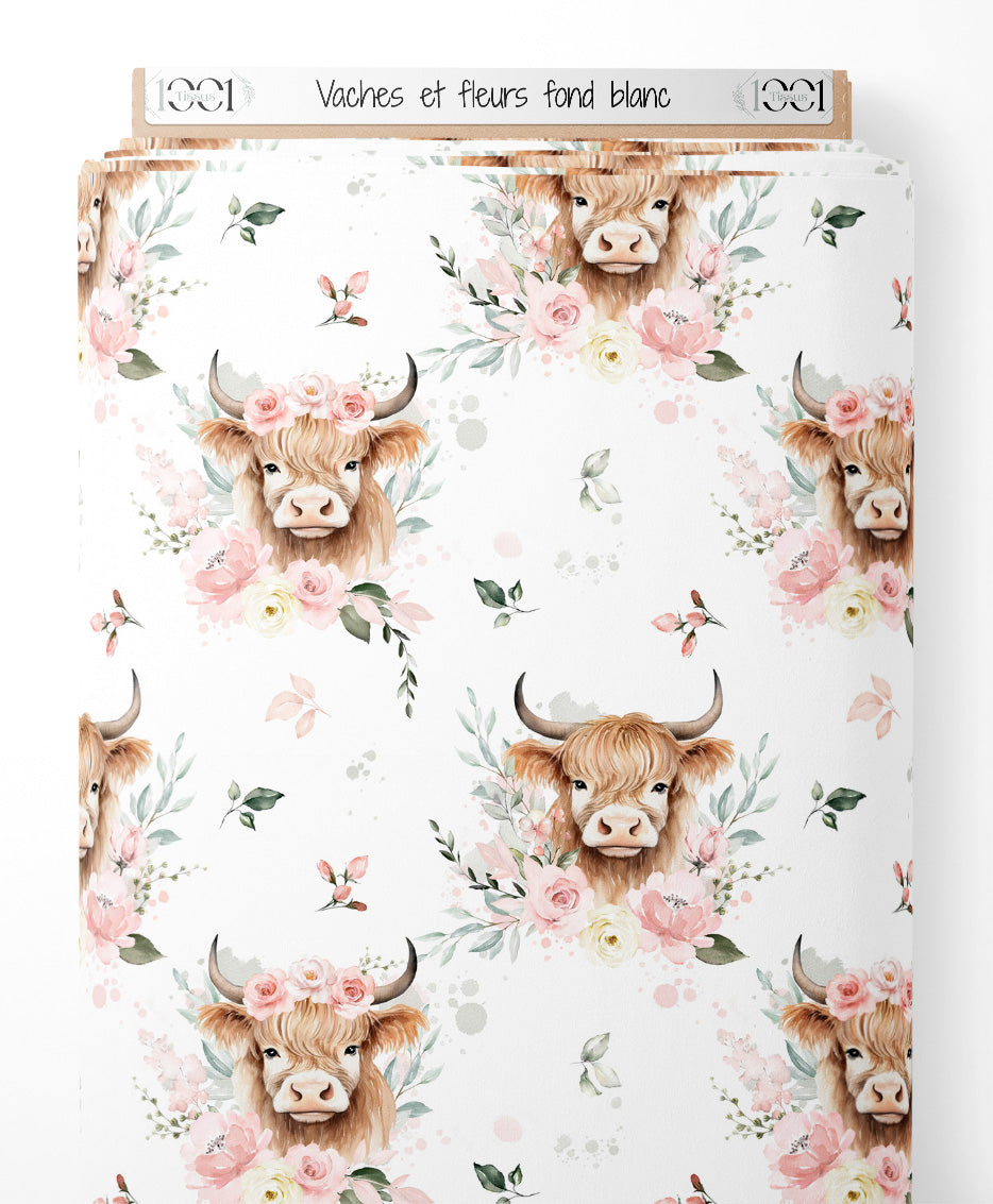 Tissu - Vaches et fleurs sur fond blanc
