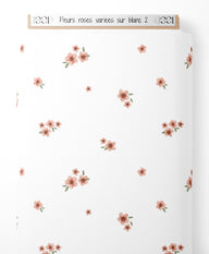 Tissu - Fleurs roses variées sur blanc 2