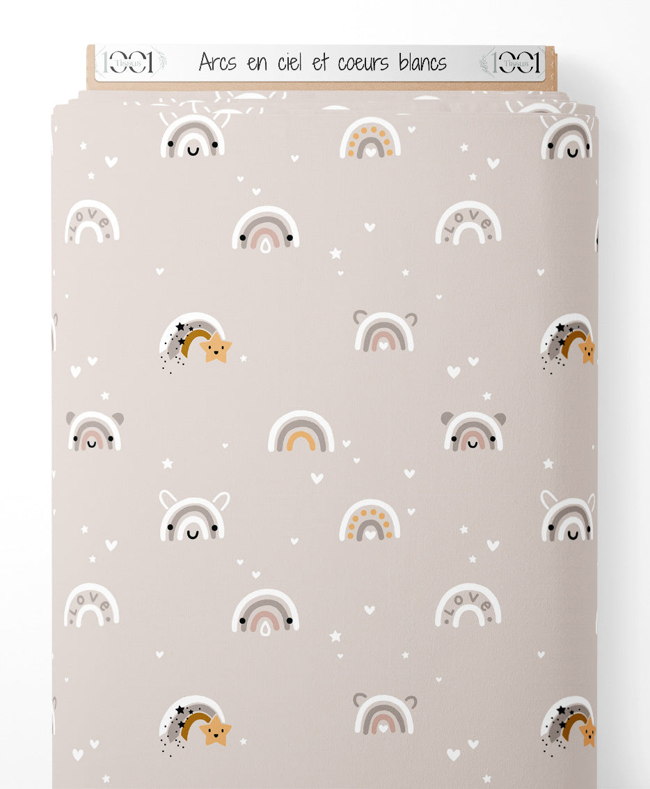 Tissu - Arcs-en-ciel et cœurs blancs