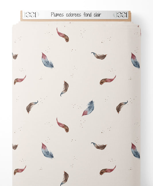 Tissu - Plumes colorées sur fond clair