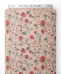 Tissu - Fleurs roses sur fond rose pâle 2