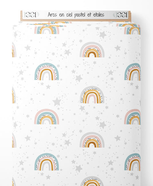 Tissu - Arcs-en-ciel pastel et étoiles