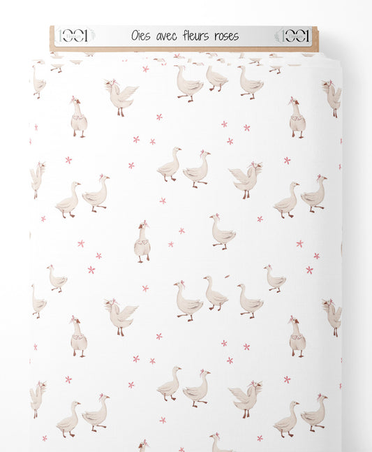 Tissu - Oies avec fleurs roses