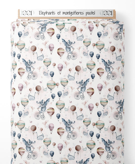 Tissu - Éléphants et montgolfières pastel