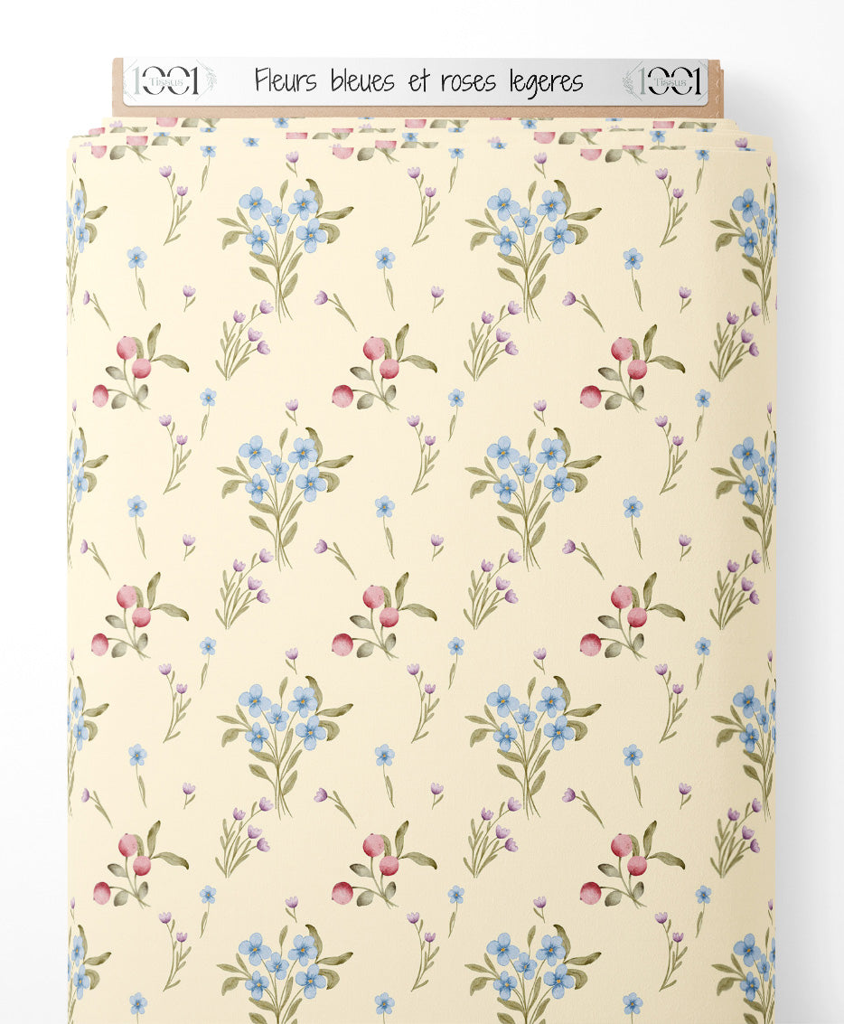 Tissu - Fleurs bleues et roses légères