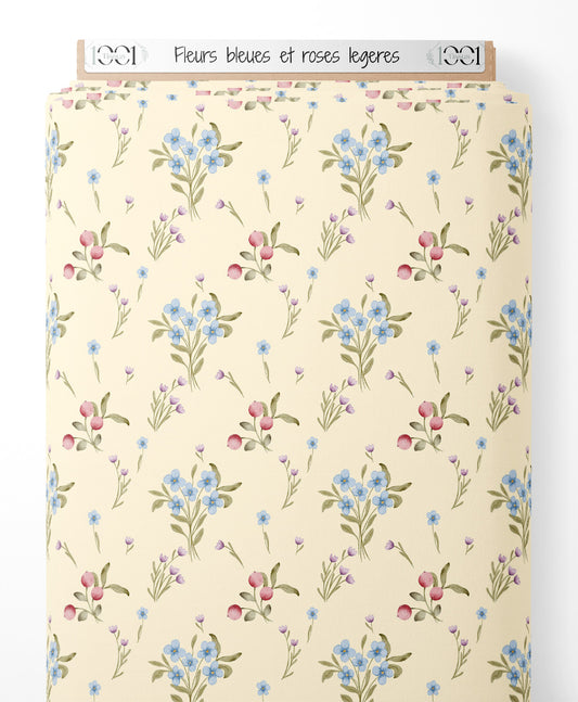 Tissu - Fleurs bleues et roses légères