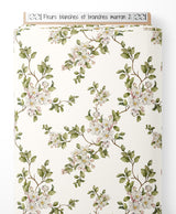 Tissu - Fleurs blanches et branches marron 2