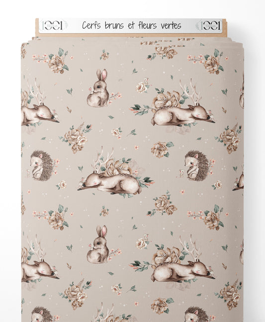 Tissu - Cerfs bruns et fleurs vertes