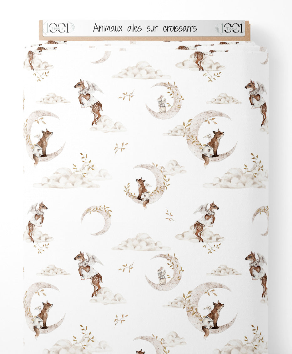 Tissu - Animaux ailés sur croissants