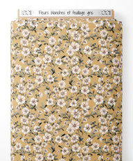 Tissu - Fleurs blanches et feuillage gris