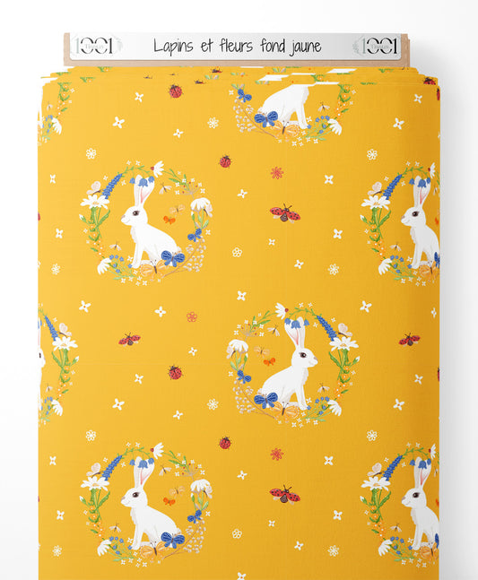 Tissu - Lapins et fleurs sur fond jaune