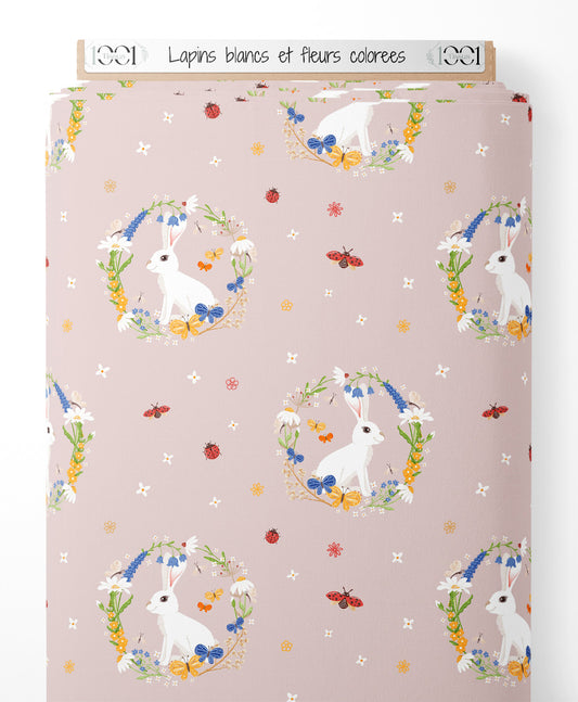 Tissu - Lapins blancs et fleurs colorées