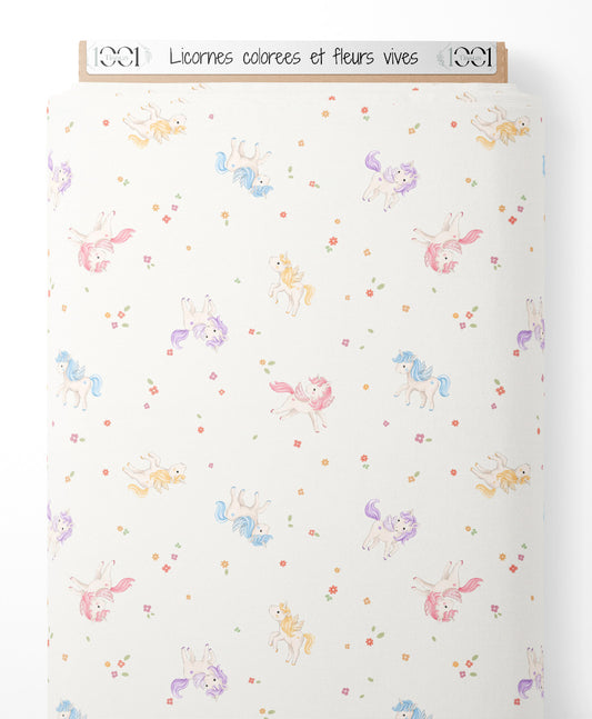 Tissu - Licornes colorées et fleurs vives