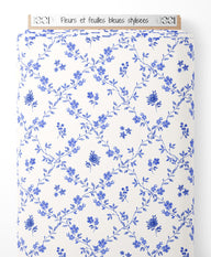 Tissu - Fleurs et feuilles bleues stylisées