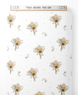 Tissu - Fleurs délicates sur fond clair