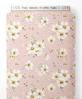 Tissu - Fleurs blanches et petites feuilles 2