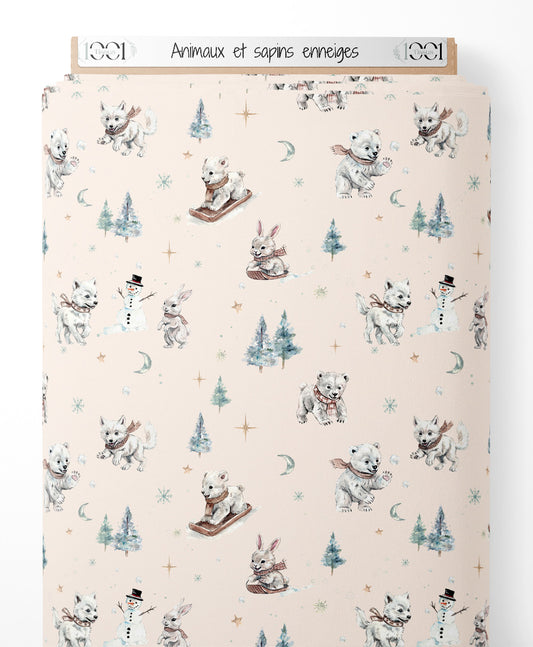 Tissu - Animaux et sapins enneigés