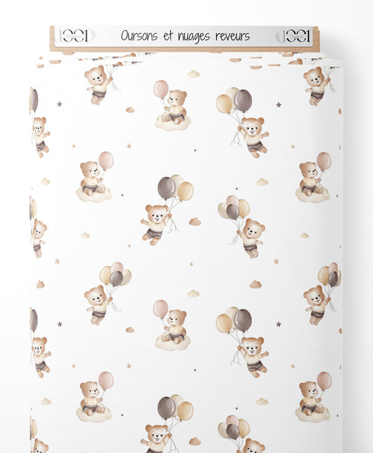 Tissu - Oursons et nuages rêveurs