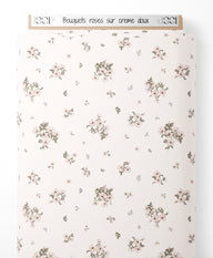 Tissu - Bouquets roses sur crème doux