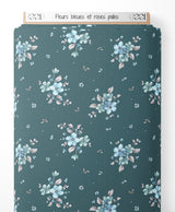 Tissu - Fleurs bleues et roses pâles