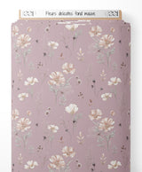 Tissu - Fleurs délicates sur fond mauve