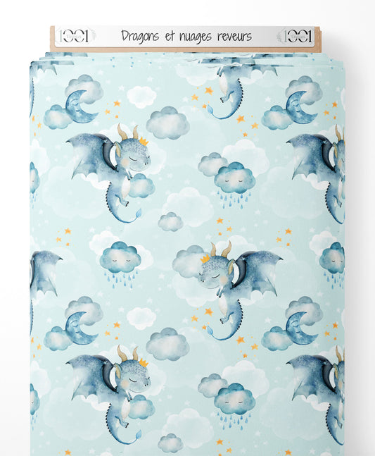 Tissu - Dragons et nuages rêveurs
