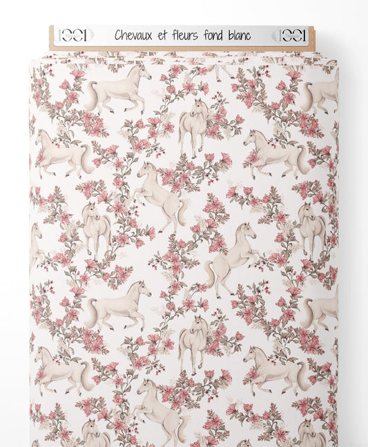 Tissu - Chevaux et fleurs sur fond blanc
