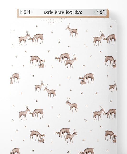 Tissu - Cerfs bruns sur fond blanc