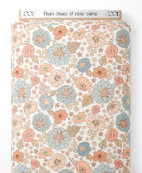 Tissu - Fleurs bleues et roses claires