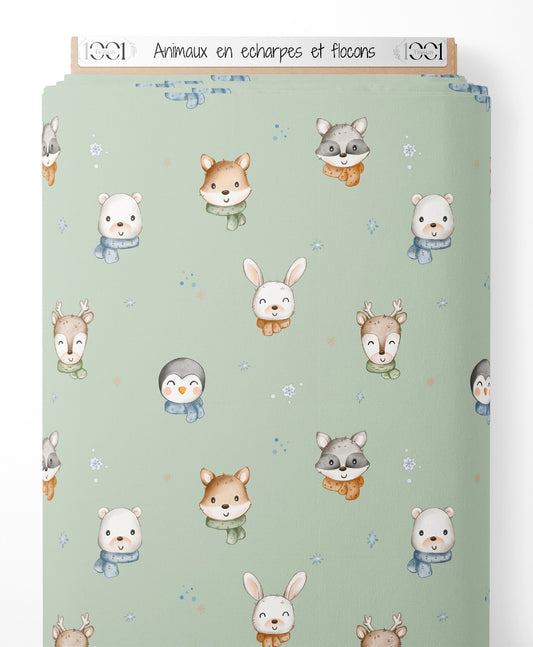 Tissu - Animaux en écharpes et flocons