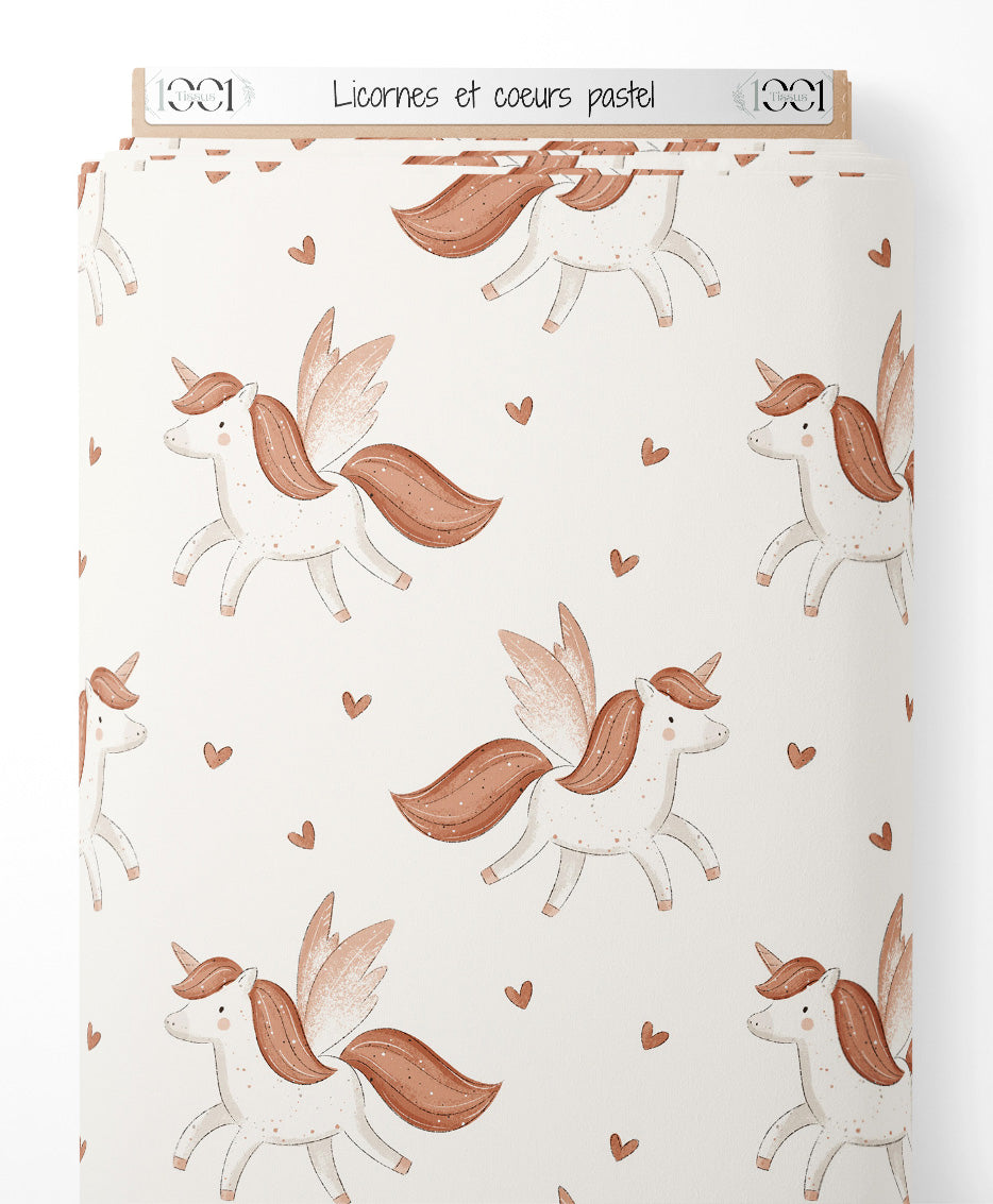 Tissu - Licornes et cœurs pastel