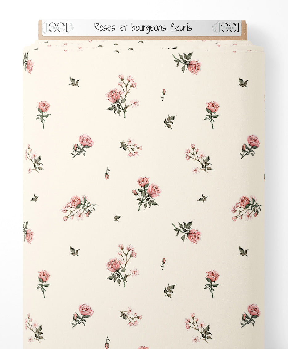 Tissu - Roses et bourgeons fleuris