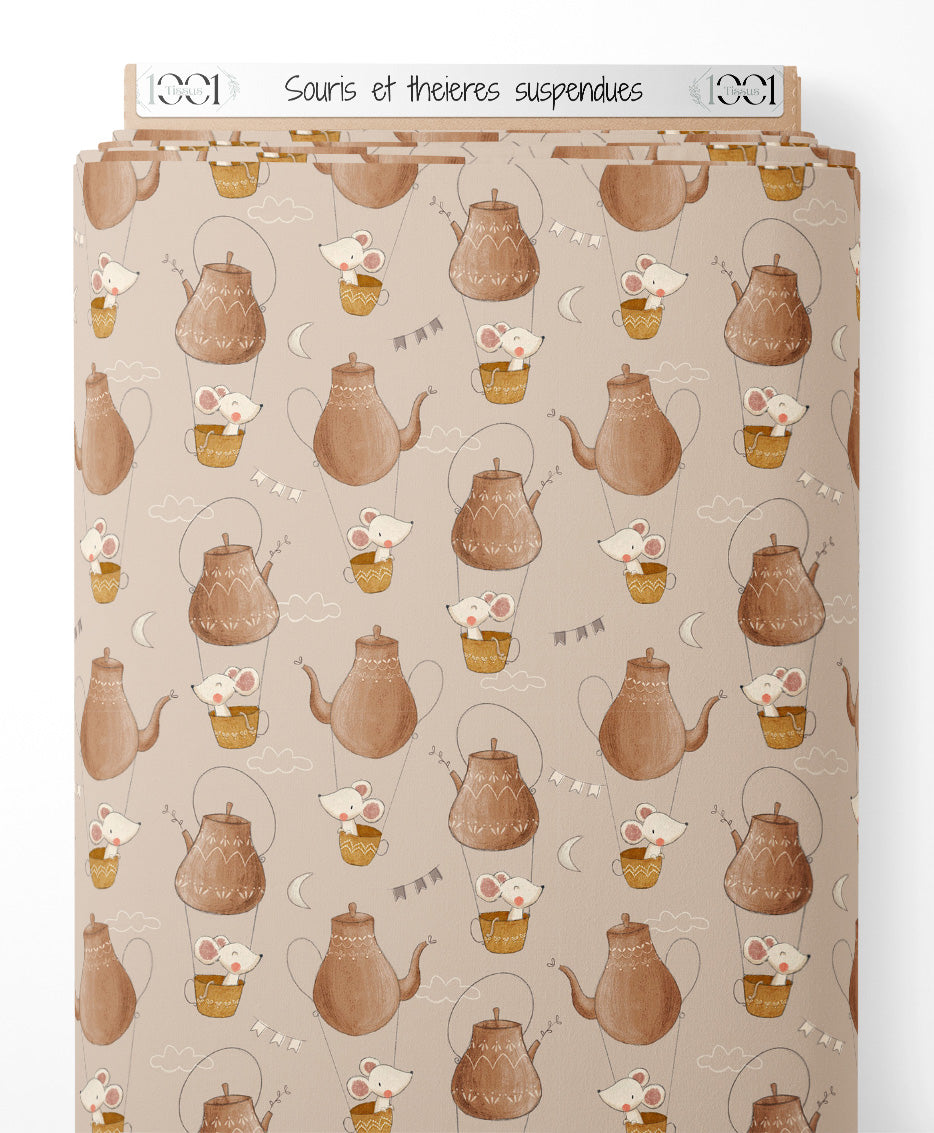 Tissu - Souris et théières suspendues