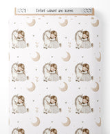 Tissu - Enfant câlinant une licorne