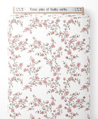 Tissu - Roses pâles et feuilles vertes