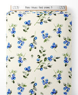 Tissu - Baies bleues sur fond crème 3