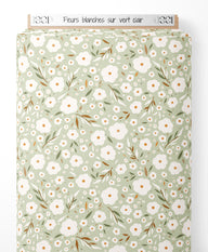 Tissu - Fleurs blanches sur vert clair